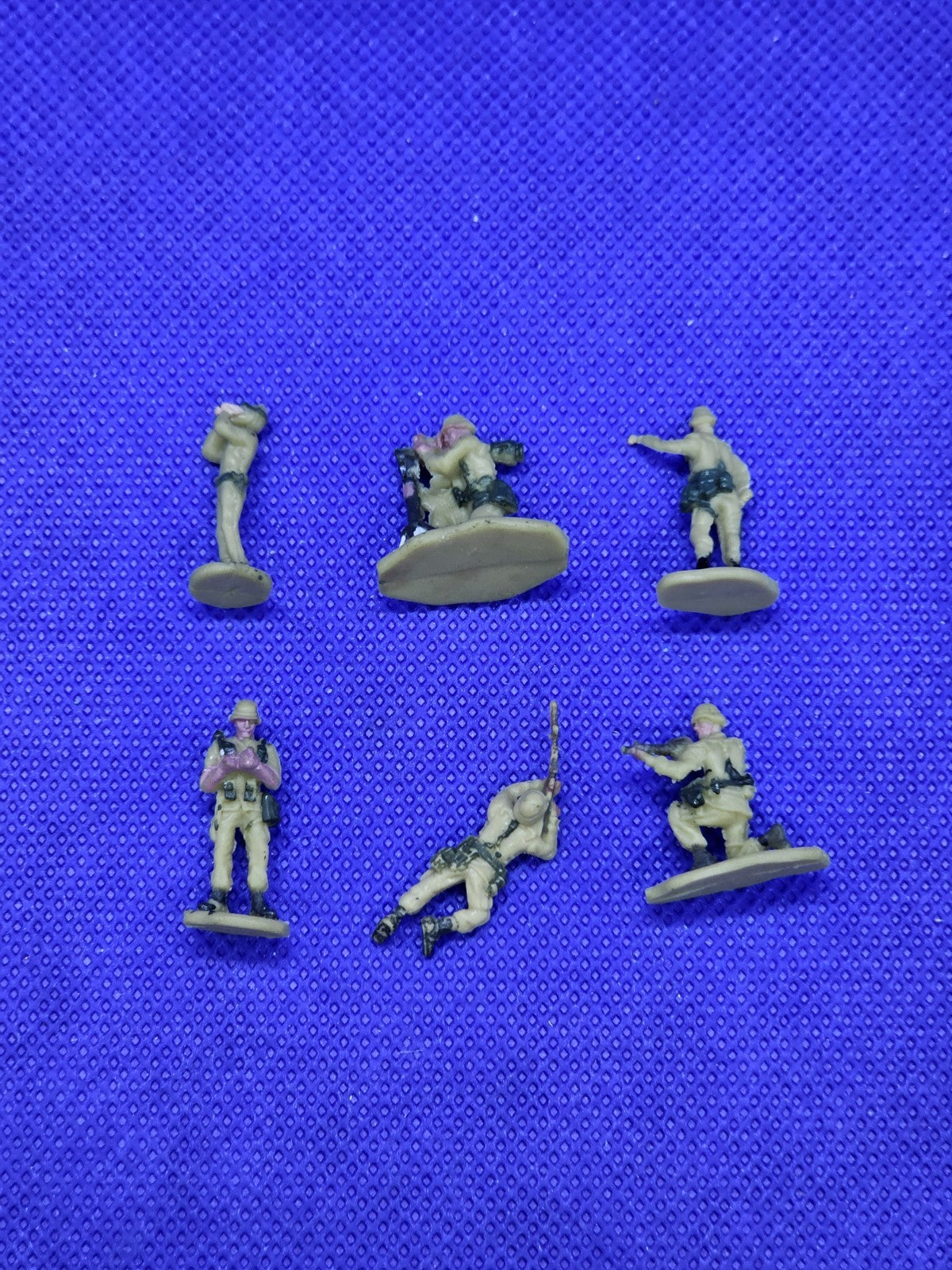 Lot 6 Figurines Soldats Désert Micro Machines Galoob Années 1990 3 cm0