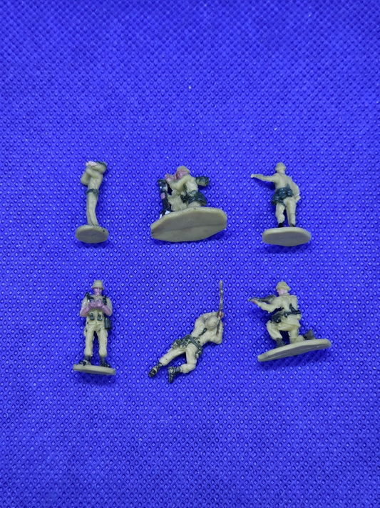 Lot 6 Figurines Soldats Désert Micro Machines Galoob Années 1990 3 cm0
