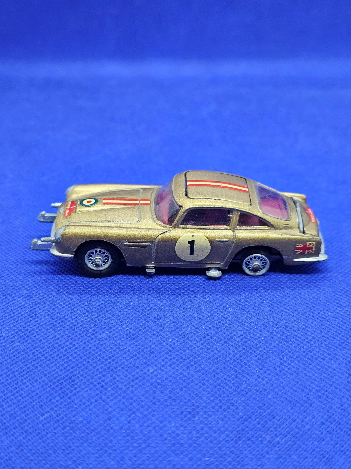 Corgi 261 James Bond Aston Martin DB5 Goldfinger 1965 personnalisée incomplète0