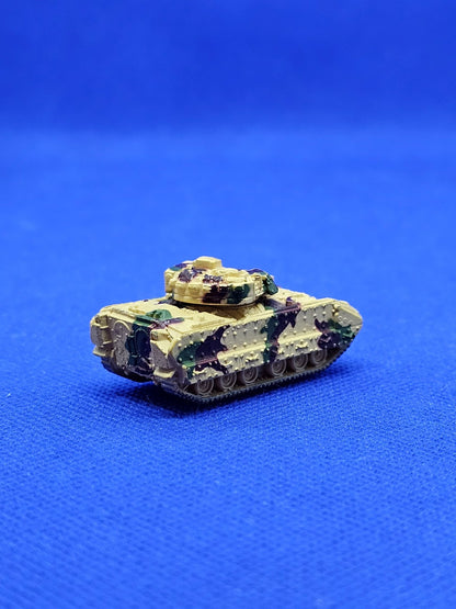 M2A2 Bradley Micro Machines Military Galoob Camouflage Désert Vintage1