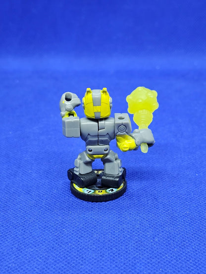 Boot Up Akedo Powerstorm Moose Toys 2022 Figurine Split Strike1