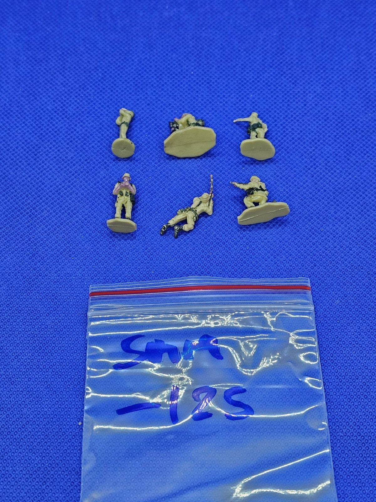 Lot 6 Figurines Soldats Désert Micro Machines Galoob Années 1990 3 cm1