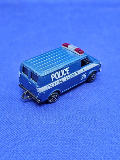 Playart Custom Van Police Tactical Force 25 Chevrolet G20 164 Hong Kong années 11