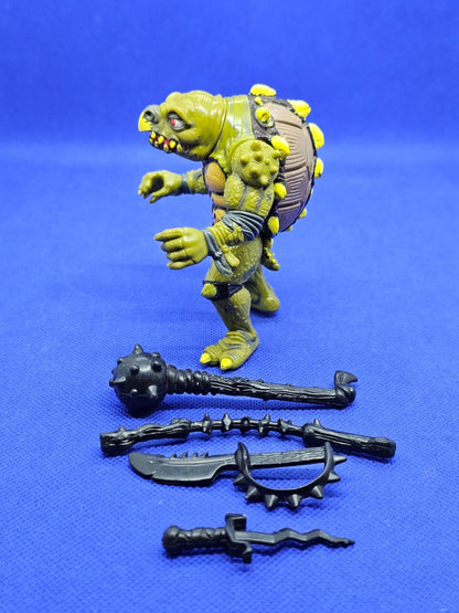 Tokka TMNT The Secret of the Ooze Tortues Ninja Playmates 1991 avec 4 armes2