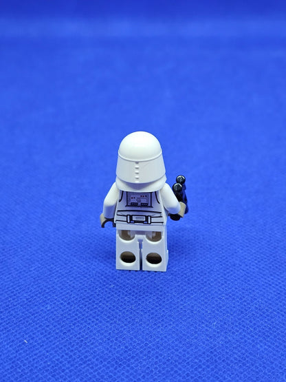 Snowtrooper Femme LEGO Star Wars sw1180 2021 Minifigurine Impériale1