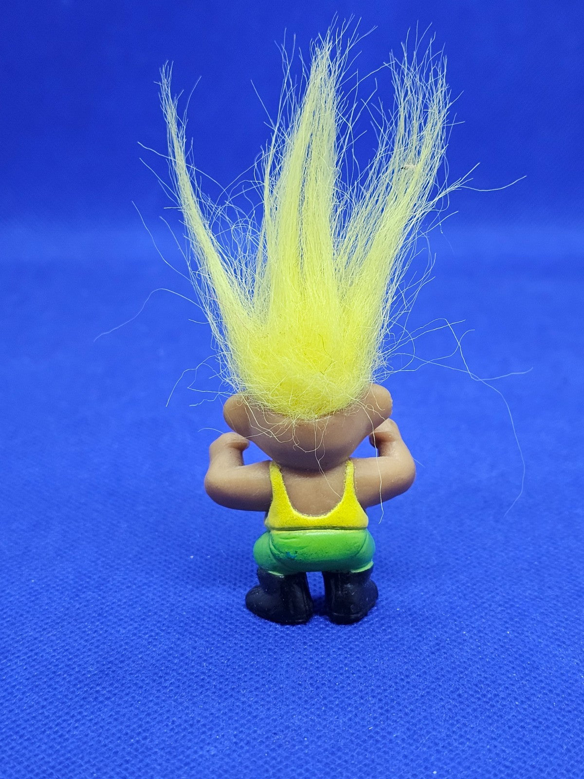Troll Sport 2 Les Trolls Soma 1992 cheveux jaunes 10 cm1