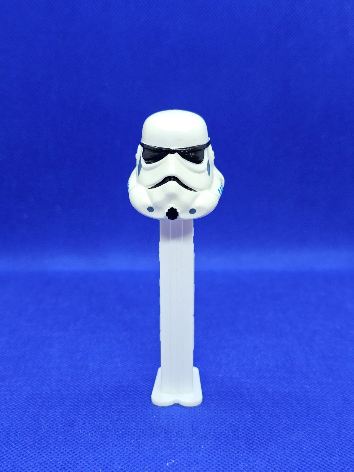 PEZ Stormtrooper Star Wars Distributeur Bonbons Blanc Made in Hungary0