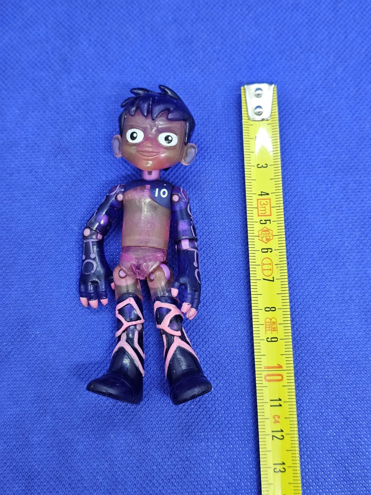 Glitch Ben Ben 10 Playmates 2018 Figurine Violette Translucide3