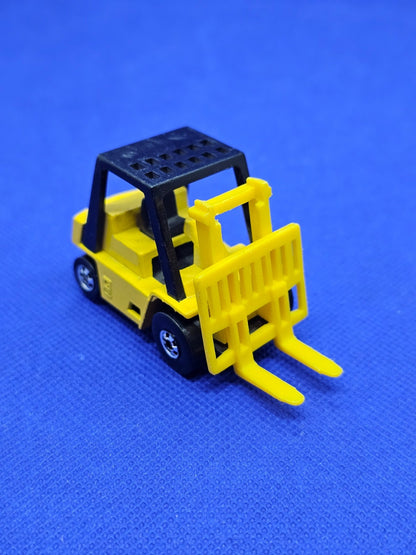 Hot Wheels Caterpillar Forklift Chariot Élévateur Mattel Malaysia 1979 6 cm0