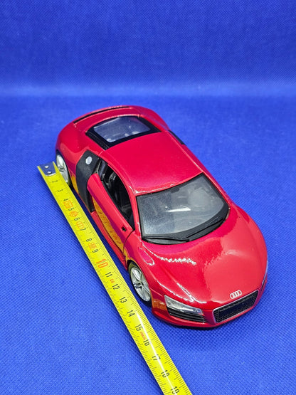 Audi R8 Rouge Maisto Special Edition 124 19 cm7