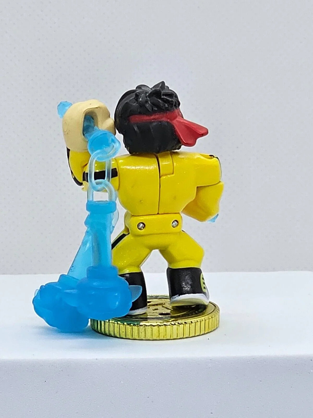1030