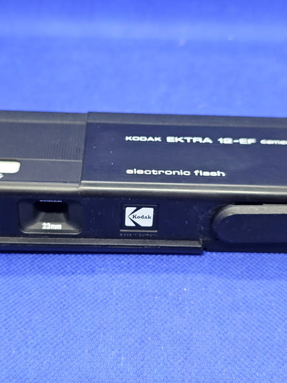 Kodak Ektra 12 EF Appareil Photo Argentique Film 110 Electronic Flash Vintage5