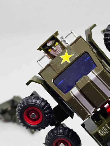MC Toy Moto-Bot Mega Class Tank, 1985, Robot Transformer Loose