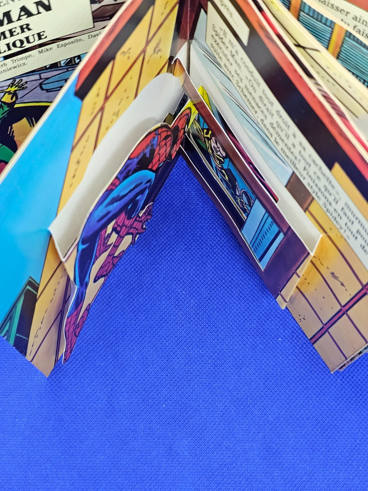 Spider-Man et Schemer le Diabolique Pop-Up Marvel Nathan 1982 Livre Animé4