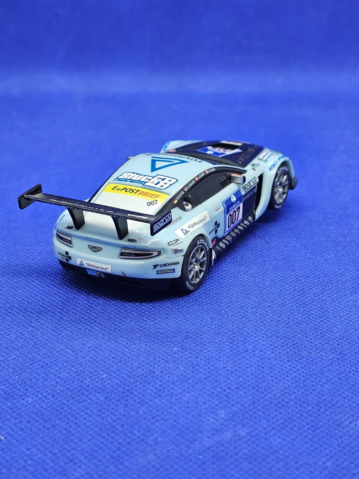 Carrera Aston Martin V12 Vantage GT3 Young Driver 007 143 TÜV Rheinland1