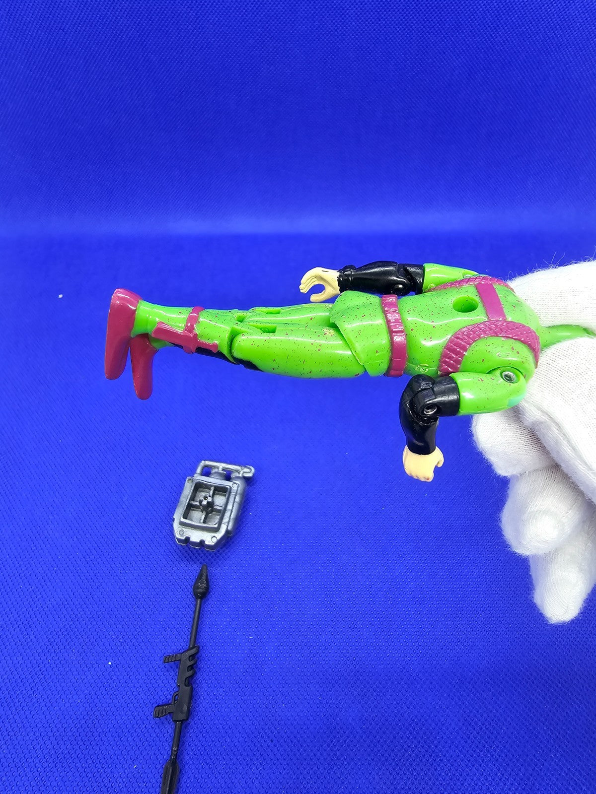 Figurine Shark V2 The Corps Lanard plongeur années 90 avec accessoires incomplet2