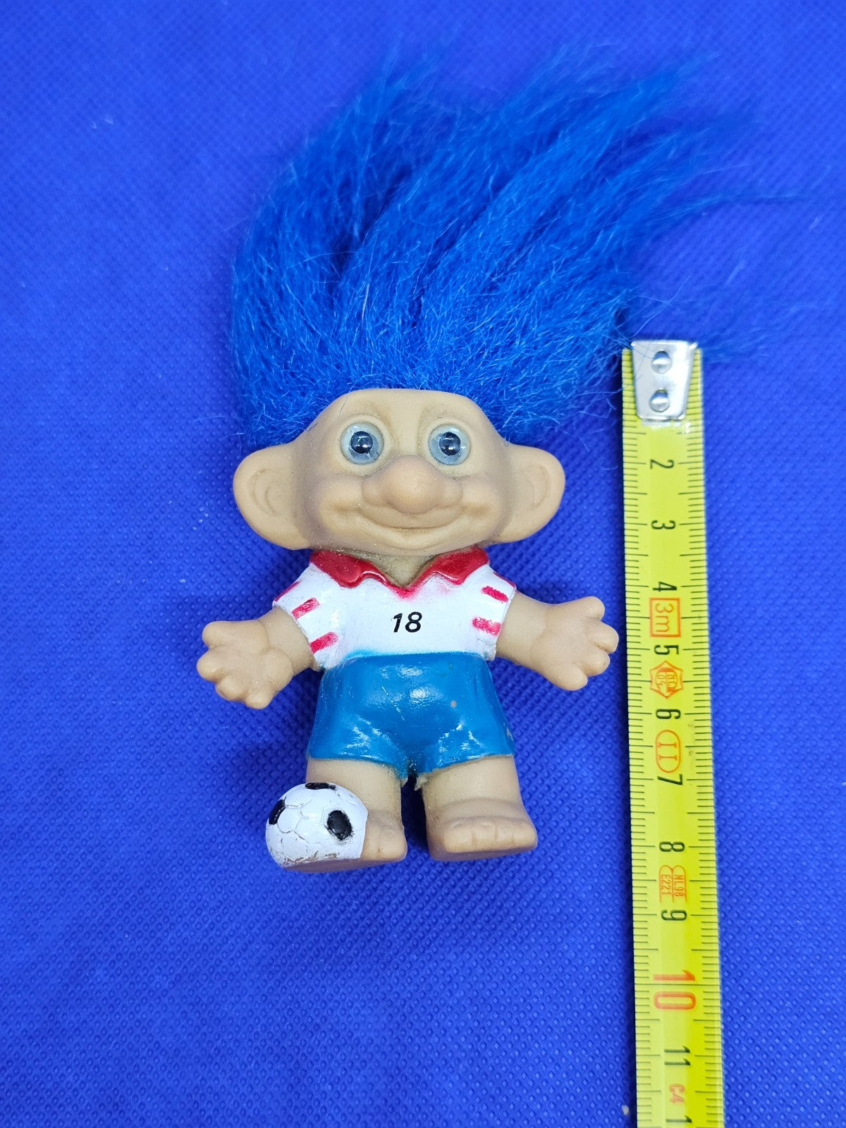 Happy Troll Footballeur Numéro 18 Cheveux Bleus Figurine Vintage Années 90 8 cm3