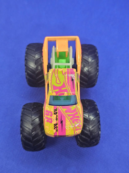 Hot Wheels Monster Trucks Race Ace Glow In The Dark 164 Mattel 9 cm5