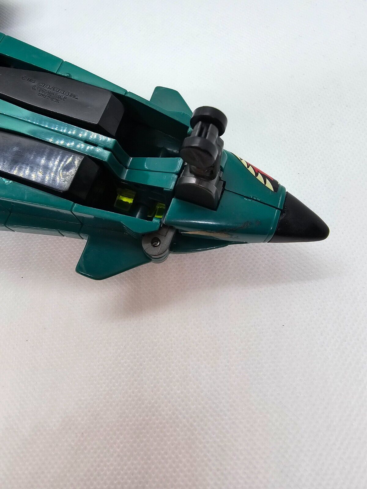 5562132