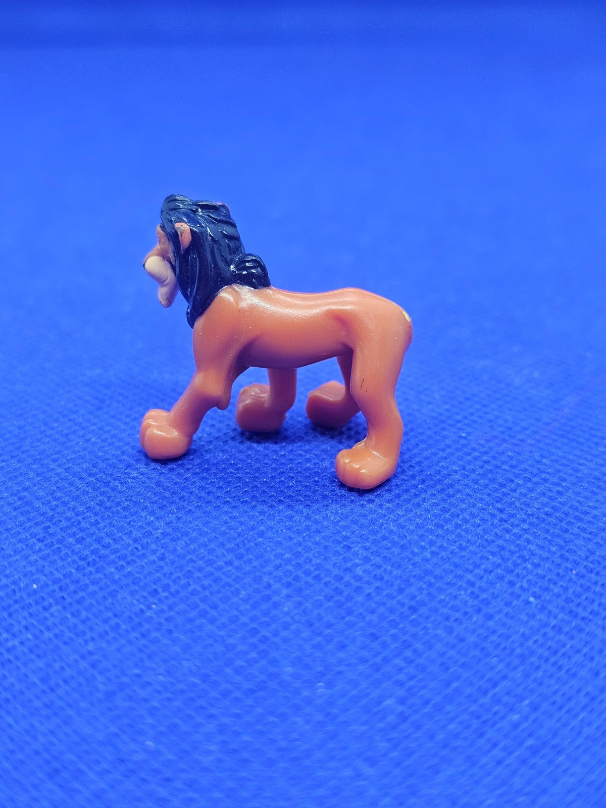 Scar Roi Lion, Figurine Kinder Maxi Disney, Nestlé Extra, 1998, 3 cm1