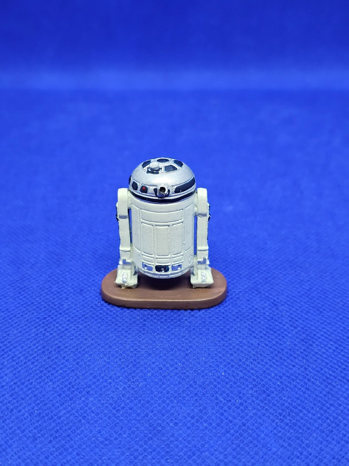 R2-D2 Star Wars Figurine Plomb Lucasfilm 2006 5 cm1