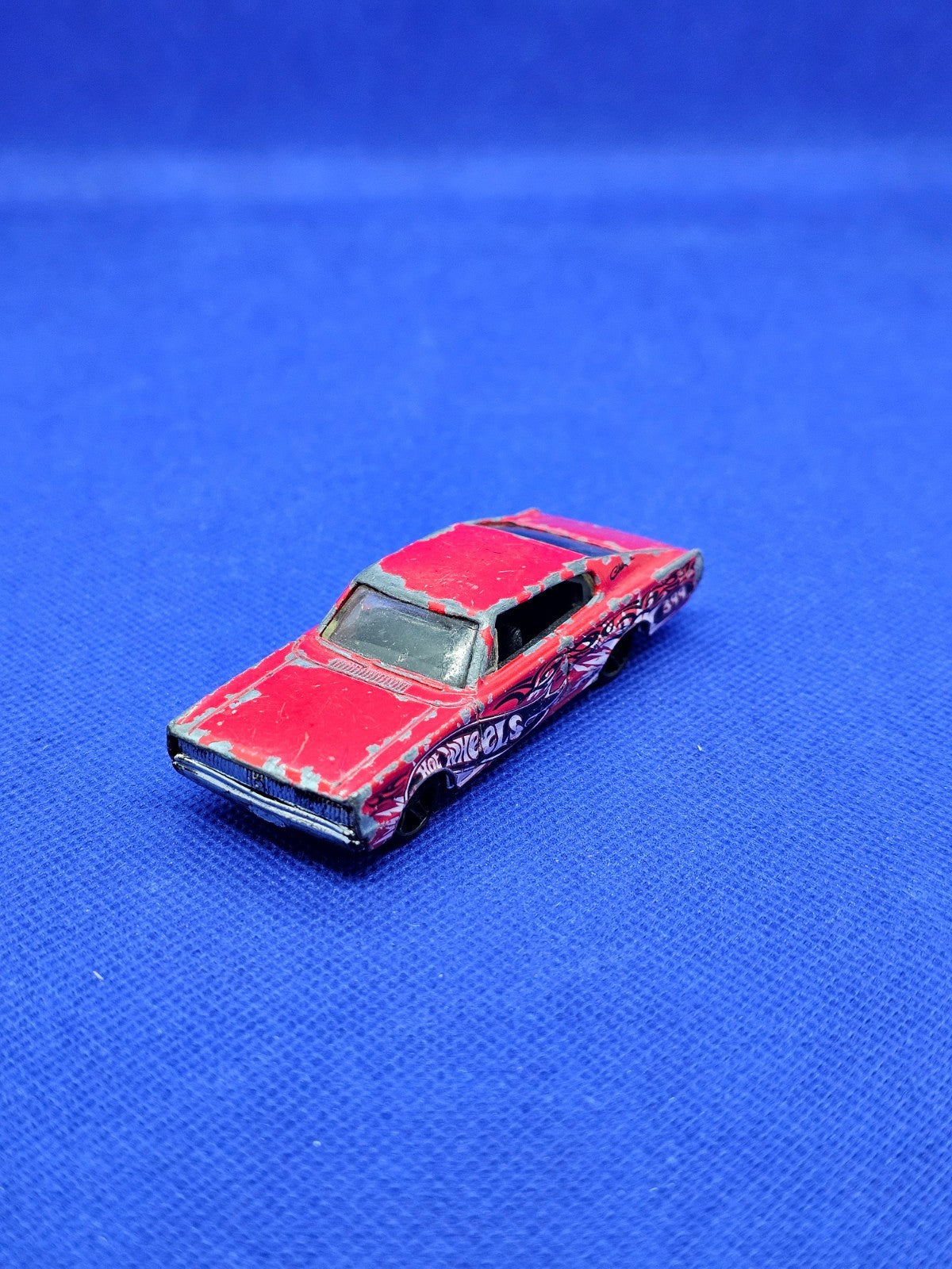 Dodge Charger 1967 Hot Wheels Smashville Mattel 2004 Rouge 1640