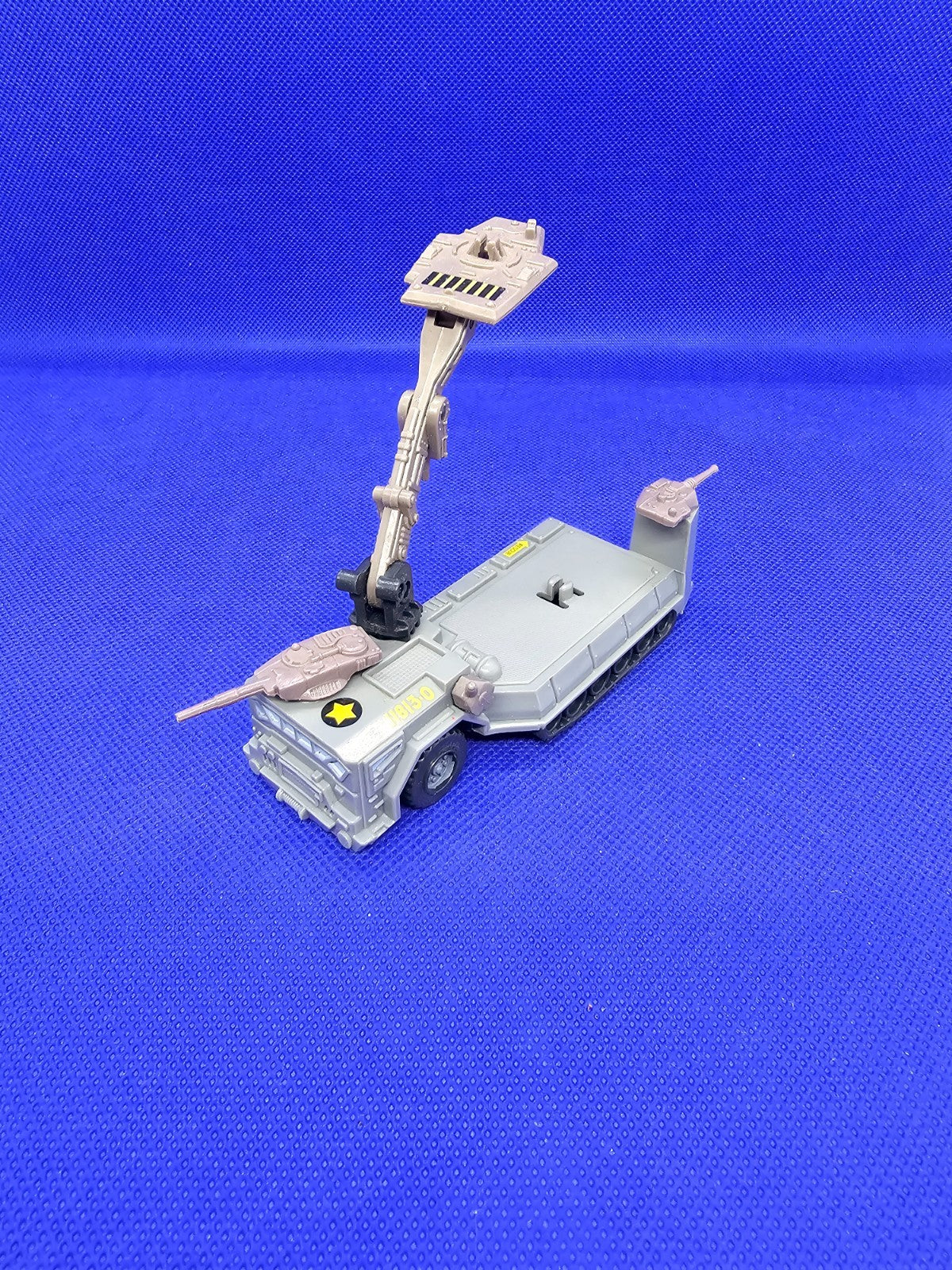 Mega Force Mark IV Main Battle Tank Kenner 19890