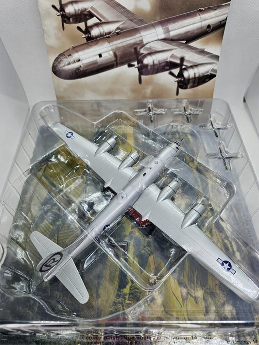 5561957