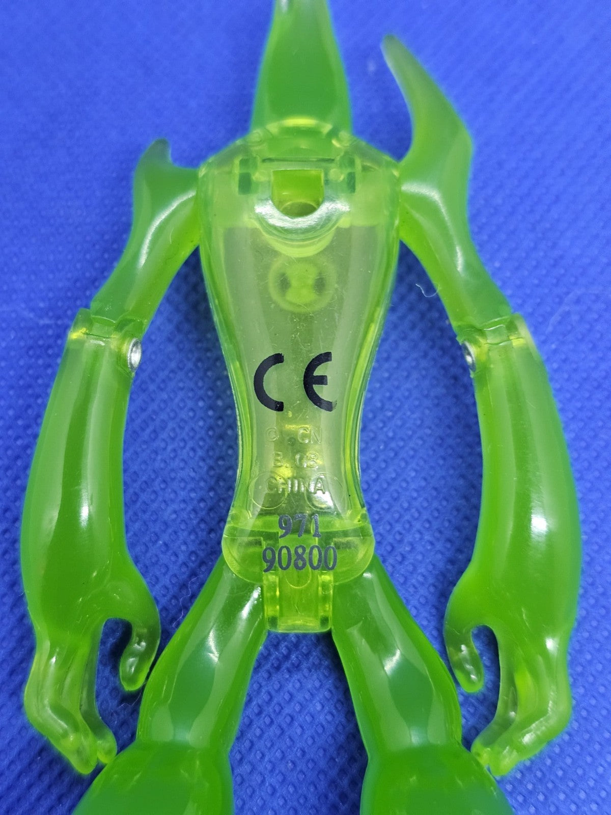 Goop Ben 10 Alien Force Bandai 2008 Figurine Verte Translucide 10 cm Incomplète2