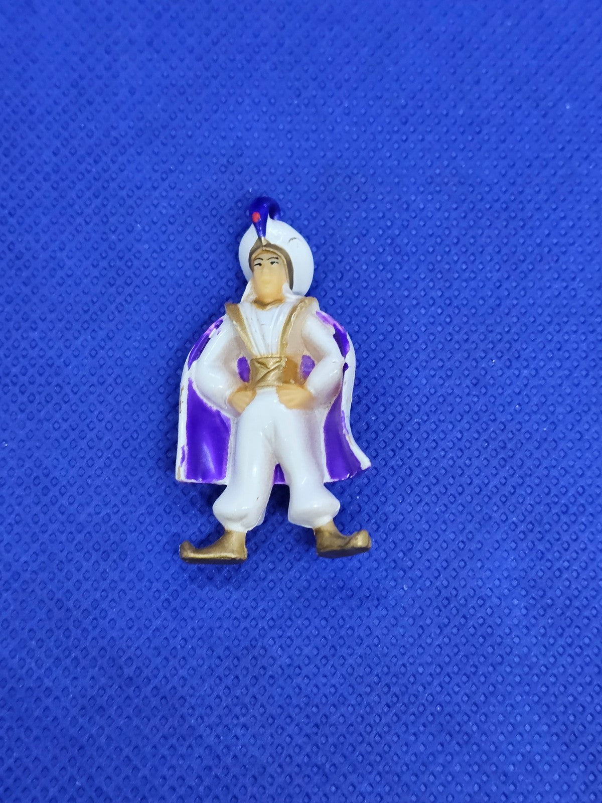 Aladdin Prince Ali Disney Figurine Kinder Surprise 2005 4,5 cm0