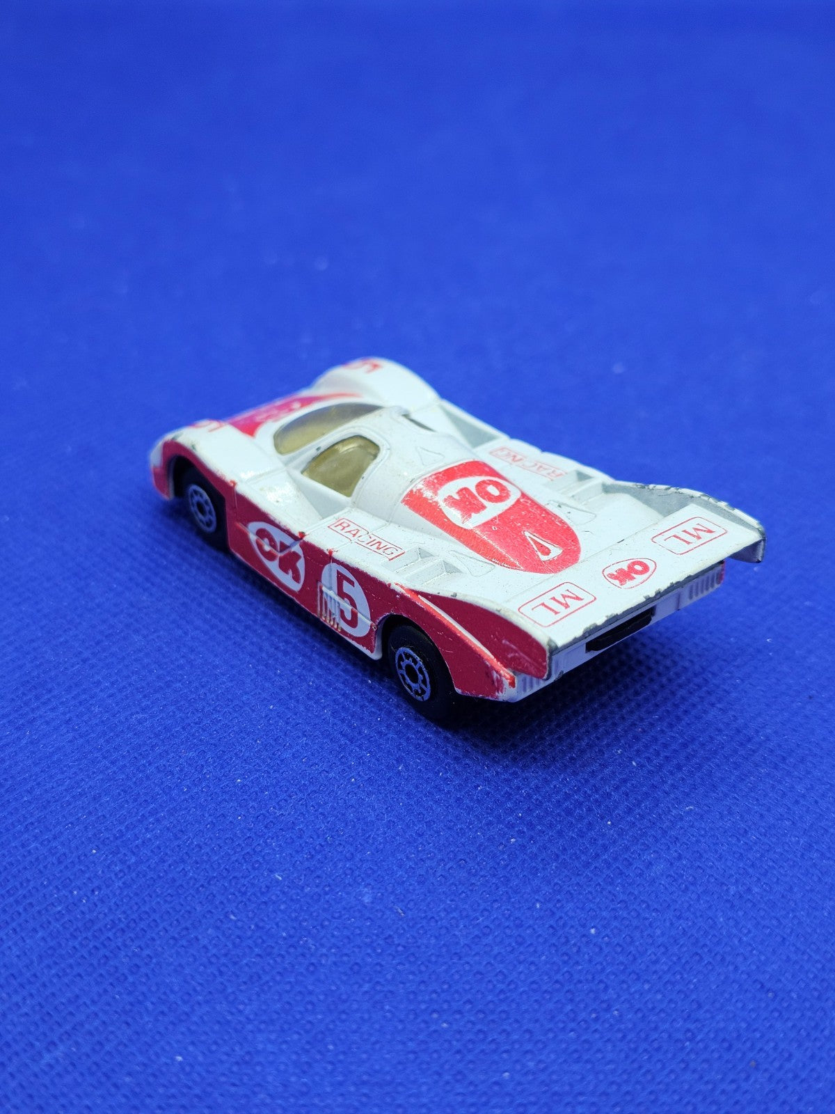 Porsche 956 OK Racing N°5 MC Toy Macao 7 cm1