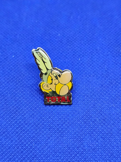Pin’s Astérix Total Goscinny Uderzo publicitaire 1992 vintage0