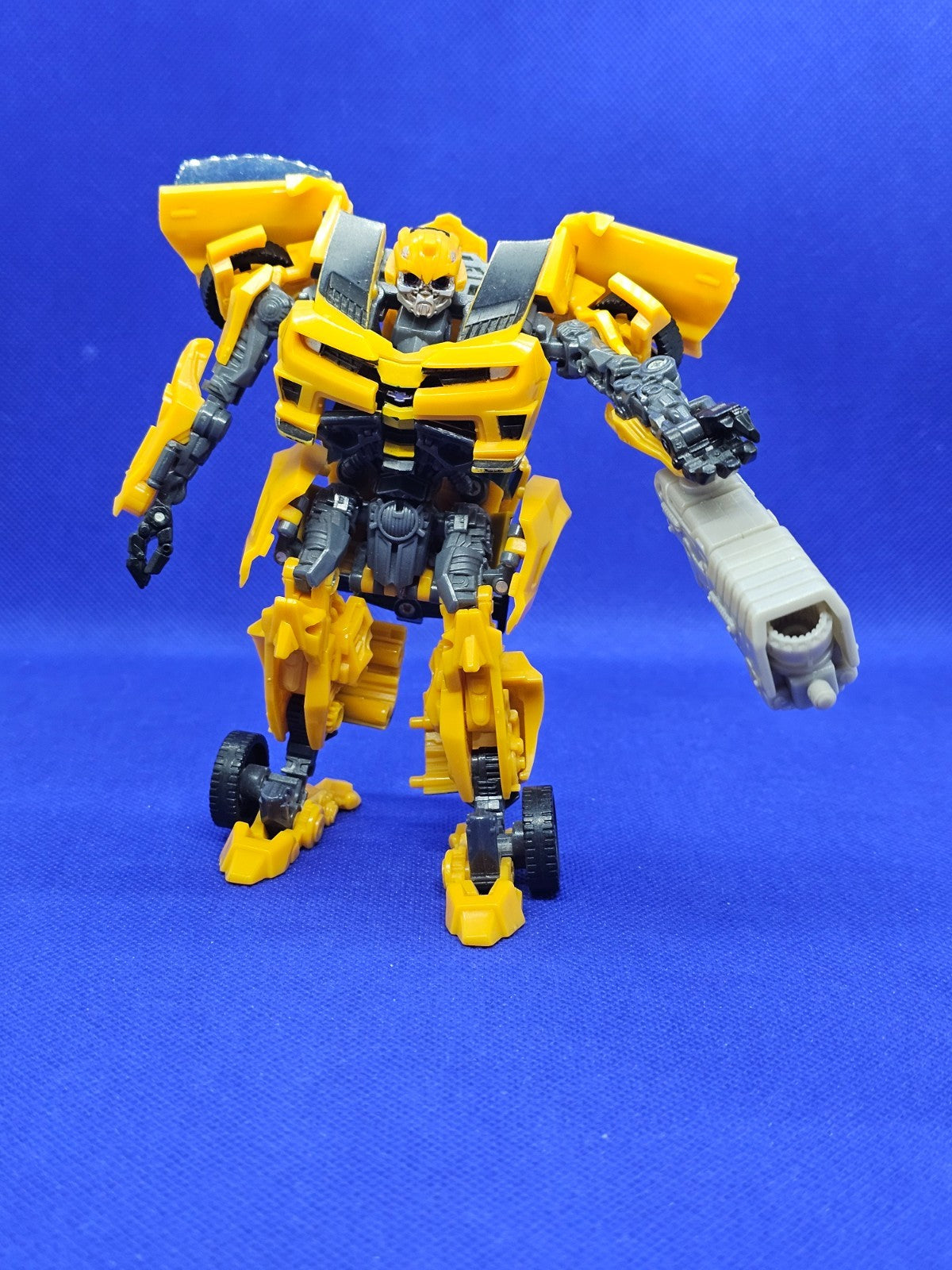 Bumblebee Transformers Hasbro Tomy Figurine Transformable + Arme0