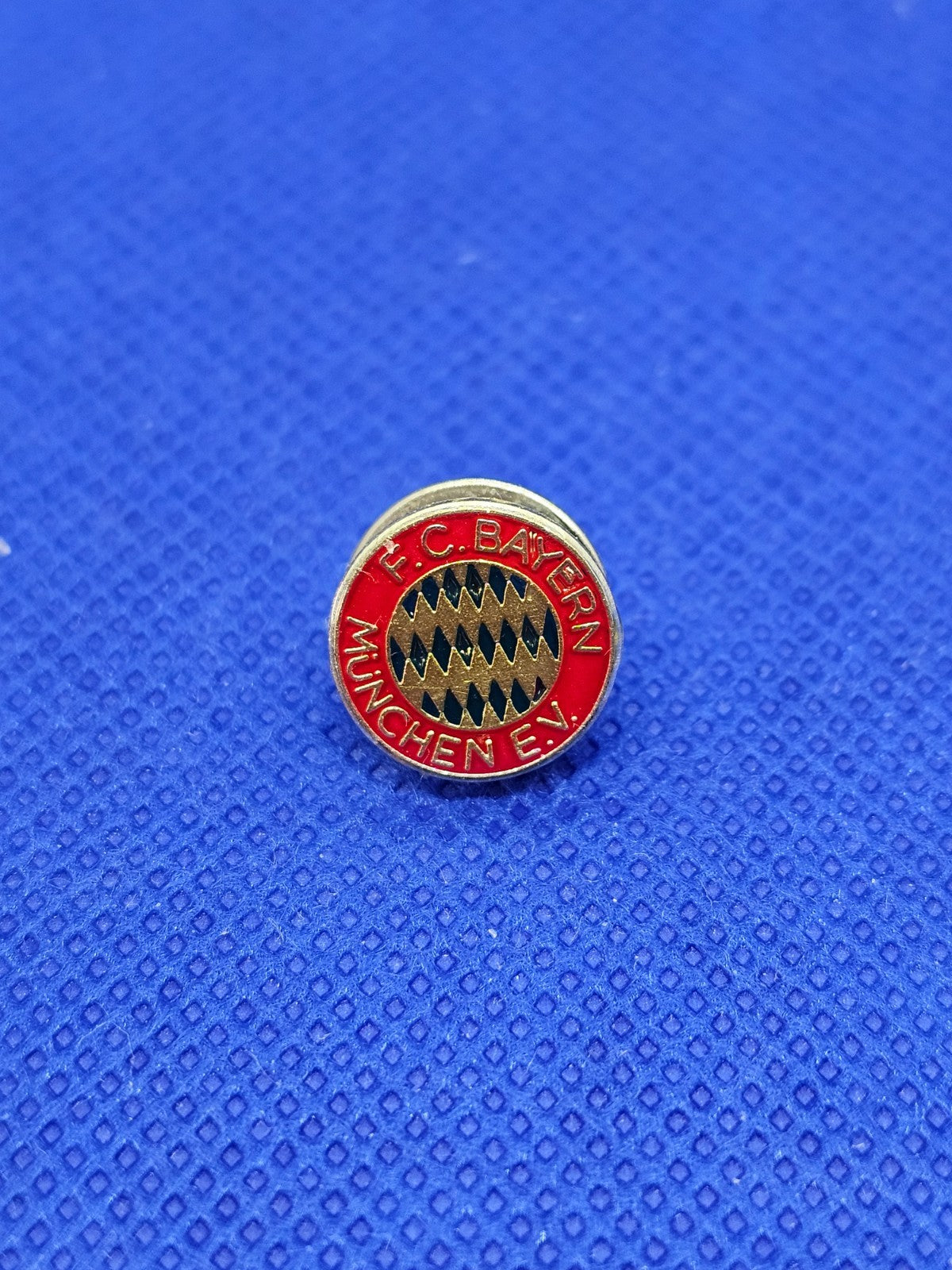 Pin's FC Bayern München, Football Bundesliga, Broche Collector Supporter Vintage0