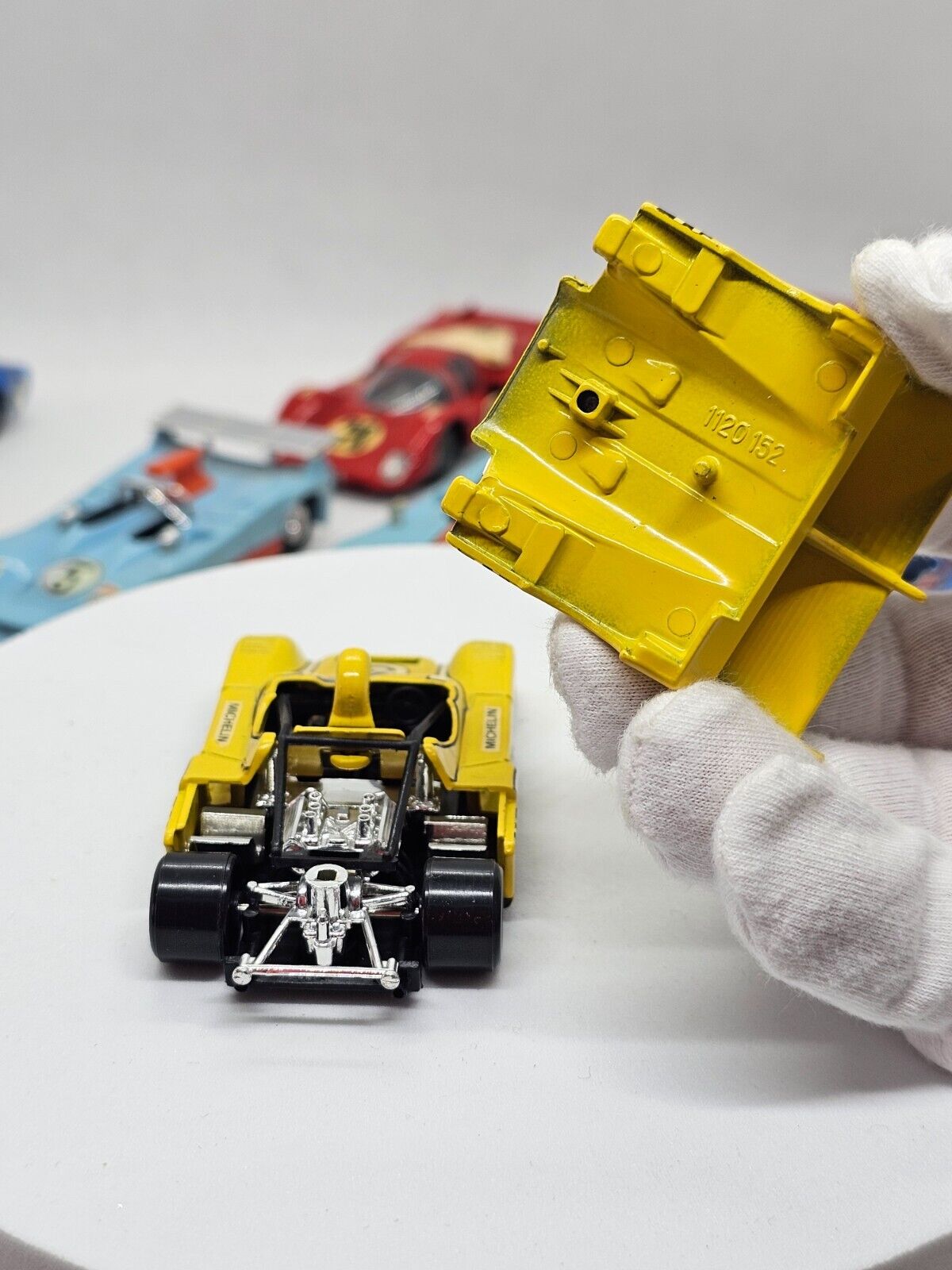 6513926