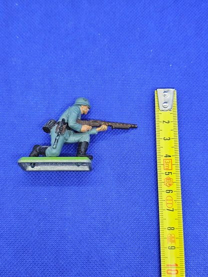 Figurine Soldat Allemand WWII MG42 Britains Deetail 1971 Made in England 5 cm5