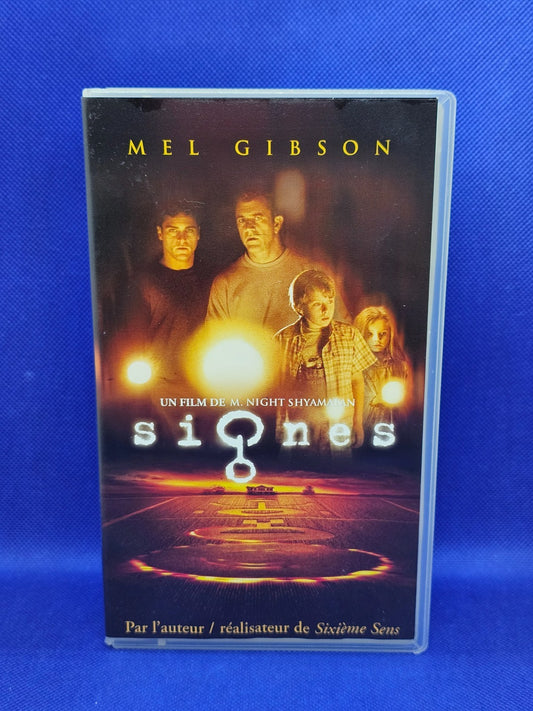VHS Signs Signes Film M Night Shyamalan Touchstone 2002 Cassette Vidéo0