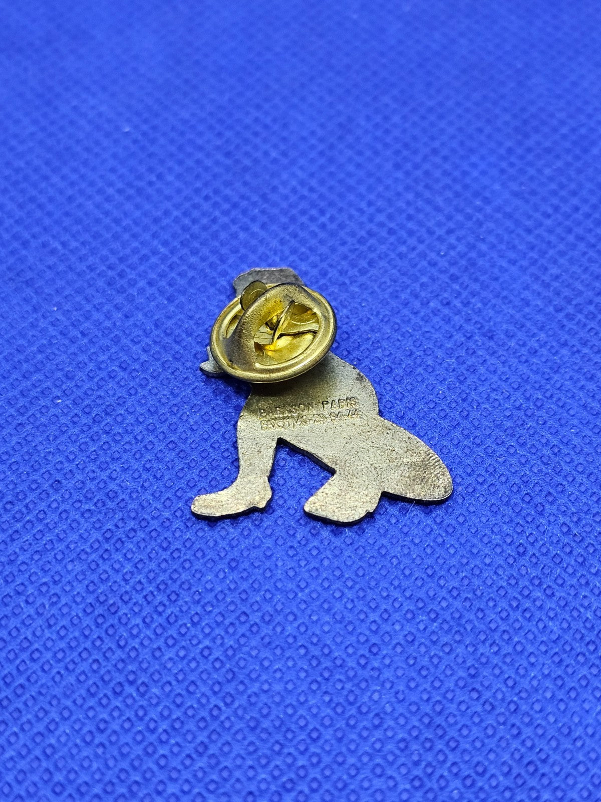 Pin’s Parkson Paris T-Rex Tyrannosaure Vintage Métal Émaillé1