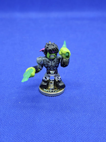 Glitchblade Akedo Série 1 Ultra Rare Moose Toys 2021 avec deux armes0