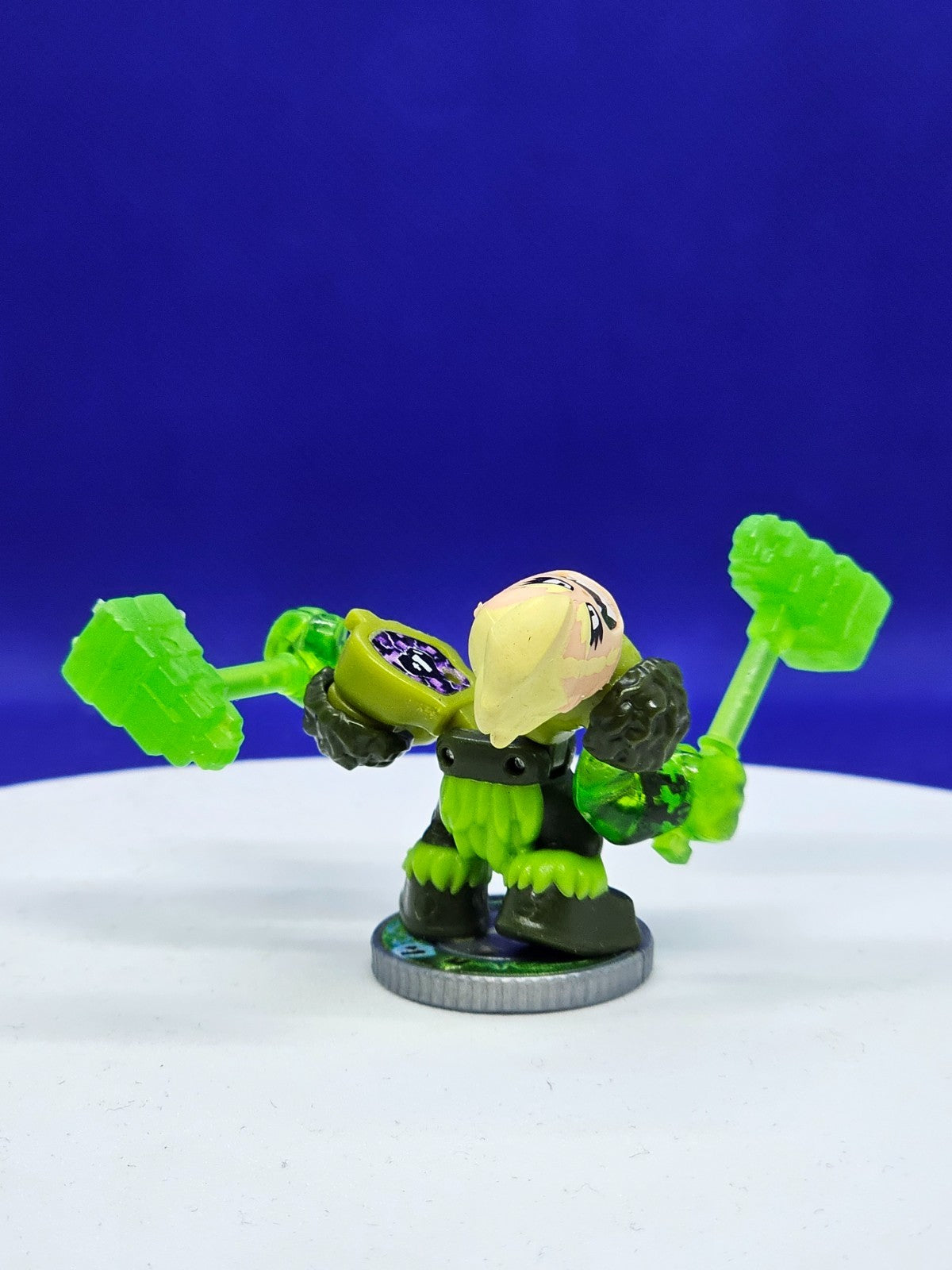 Akedo Angry Astrid Figurine Ultimate Arcade Warriors Moose Toys Series 1 5cm5