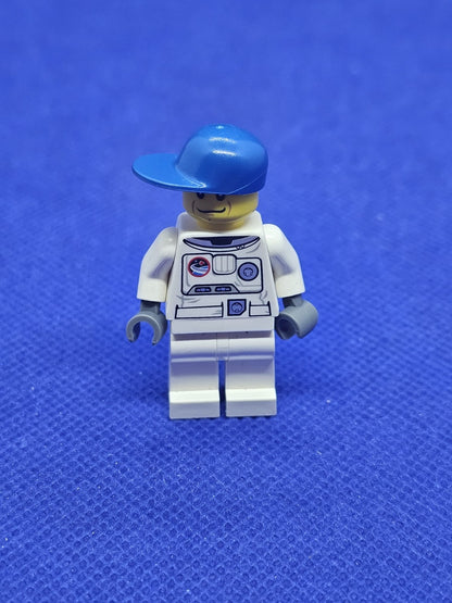 LEGO Astronaute cty0226 City Space Center 3368 2011 Minifigurine0