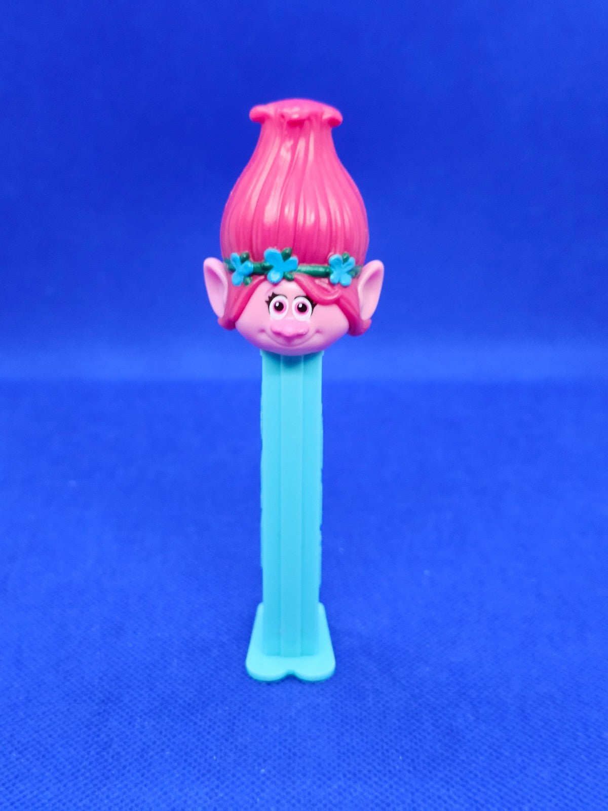 Distributeur PEZ Poppy Trolls DreamWorks Stem Bleu Clair0