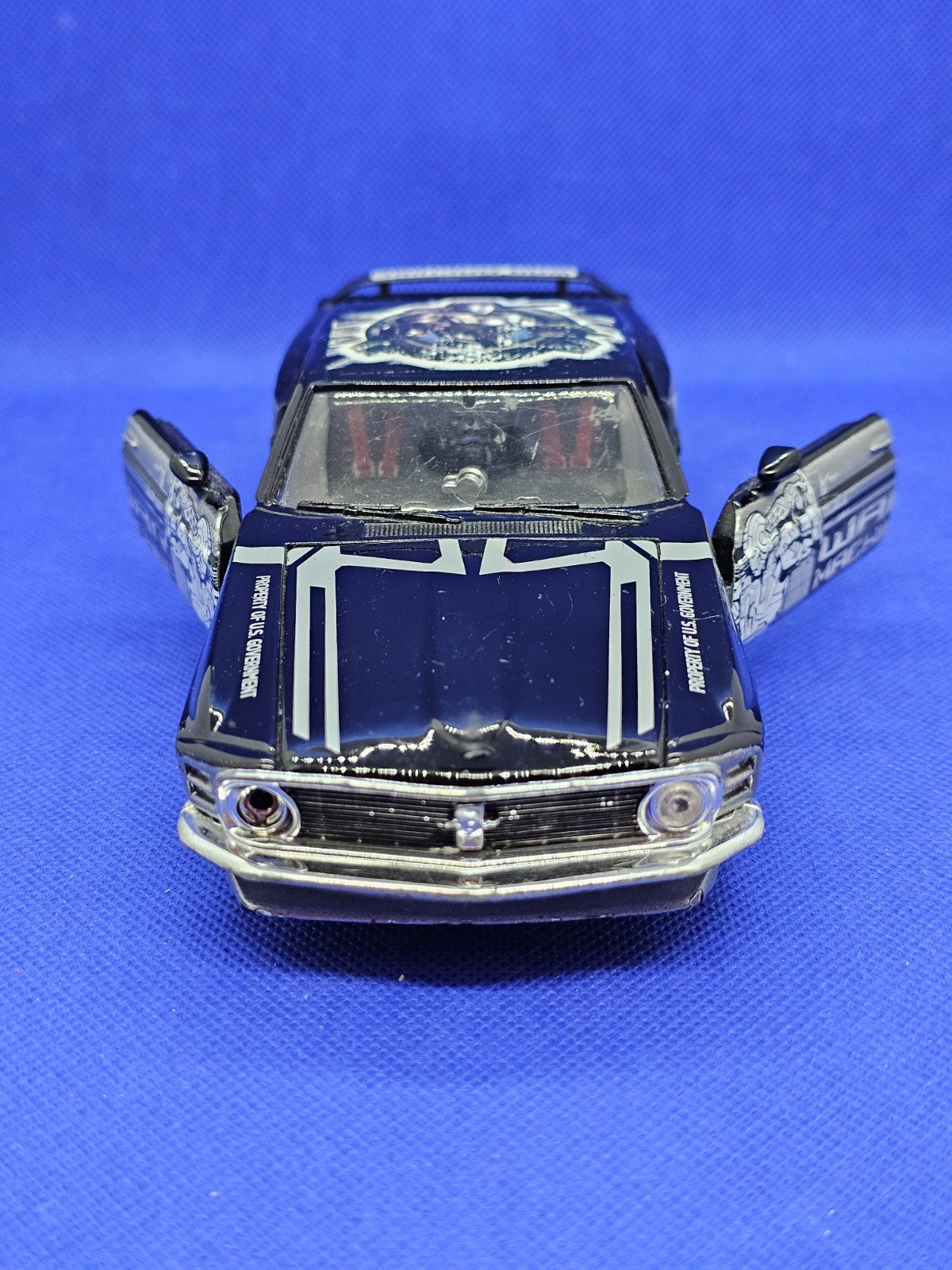 Ford Mustang Boss 302 War Machine Iron Man 2 Maisto Marvel 2010 124 20 cm1