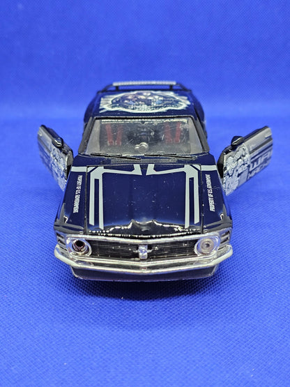 Ford Mustang Boss 302 War Machine Iron Man 2 Maisto Marvel 2010 124 20 cm1