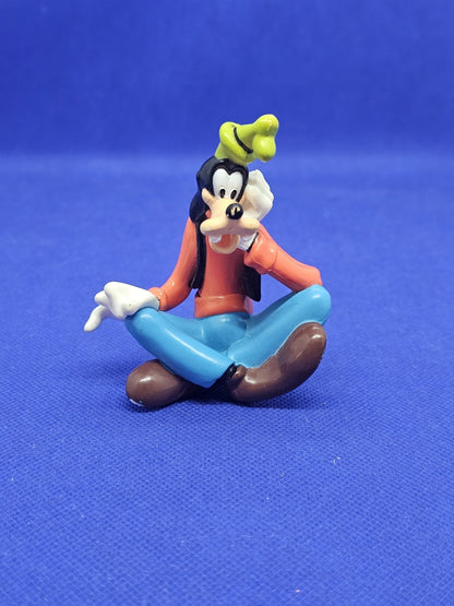 Dingo Goofy Disney Figurine PVC Assis Jambes Croisées 8 cm Vintage0