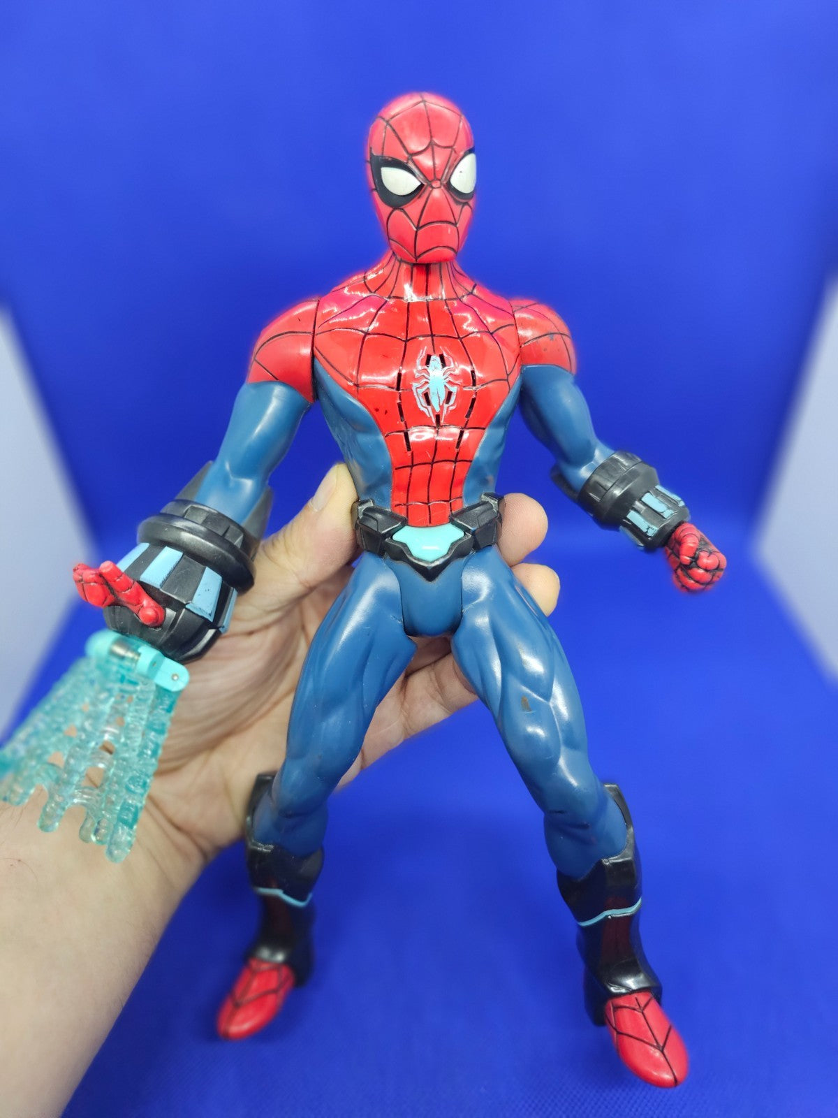 Spider Man Figurine Articulée Sonore Lumineuse Marvel Hasbro 2012 25 cm7
