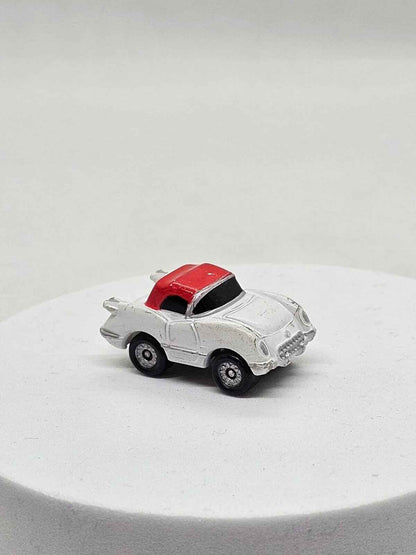 Micro Machines Chevrolet Corvette 1955 Blanche avec Toit Rouge, Galoob, 1987, 4