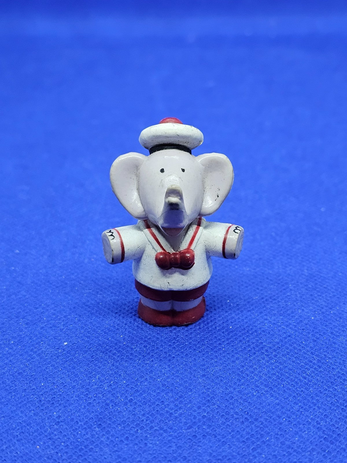 Arthur Babar Figurine PVC L de Brunhoff Made in China 4 cm0