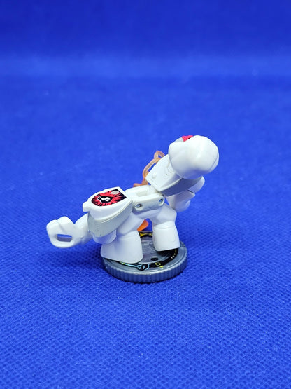 White Wraith Epic Akedo Série 1 Moose Toys 2021 Figurine Complète2