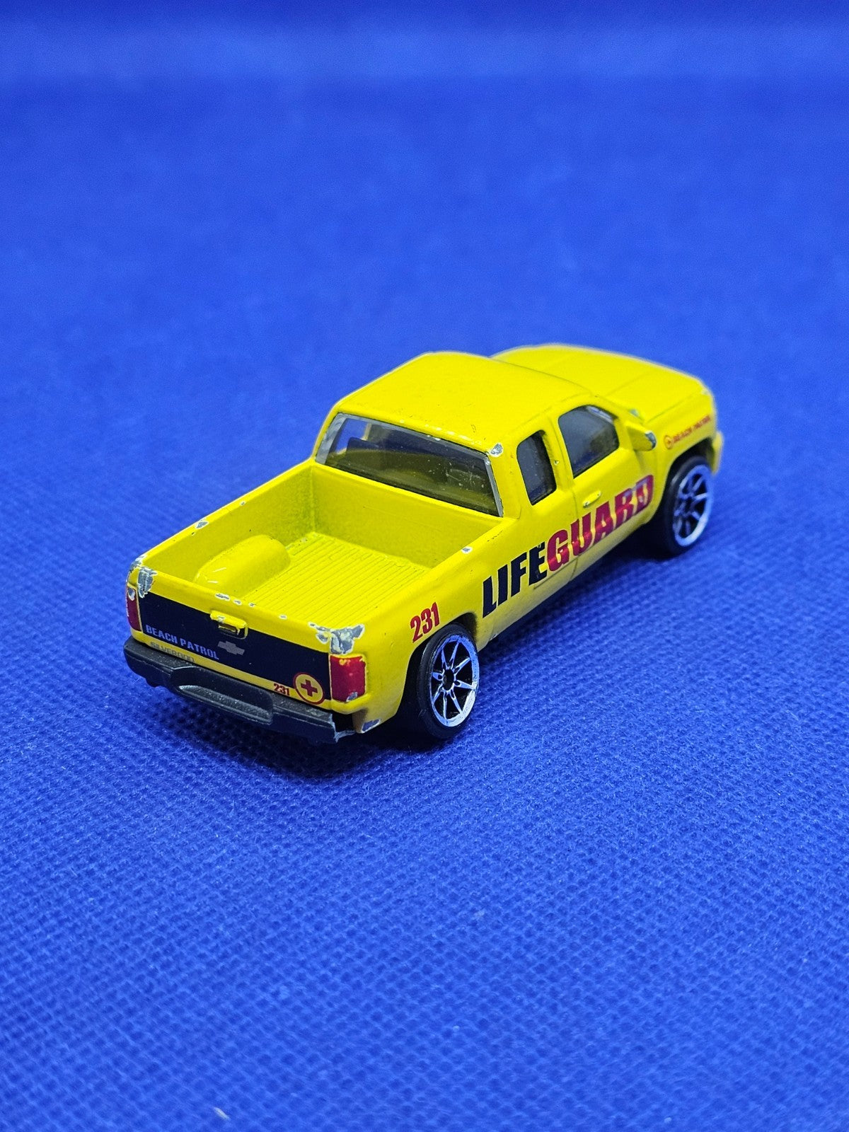 Chevrolet Silverado Lifeguard Majorette S.O.S. Beach Patrol jaune 1641
